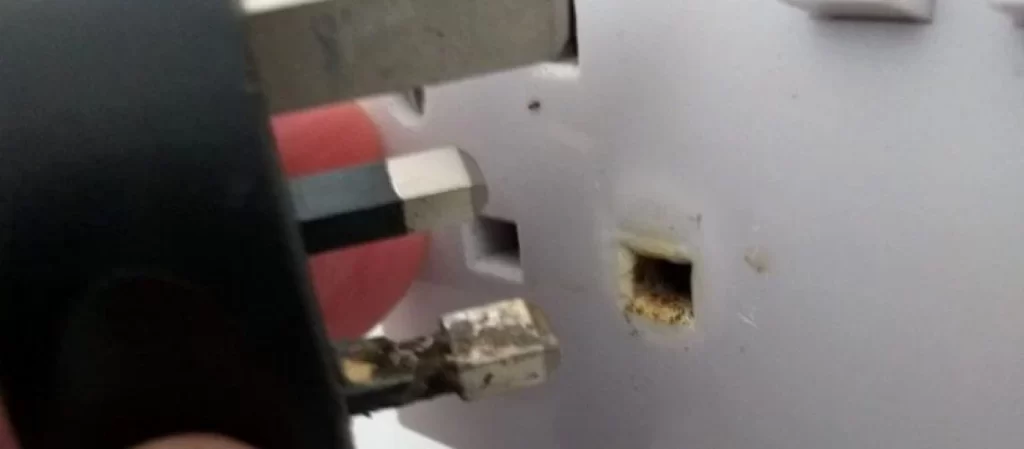 Overloaded sockets